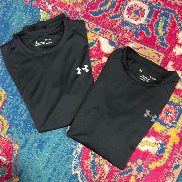 Bundle of 2 men’s small Under Armour Men's Black Short Sleeve Tees - Picture 1 of 8